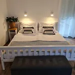 Darnay20 Vendeghaz Gyenesdiás