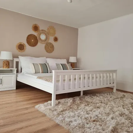 Darnay20 Vendeghaz Apartament *